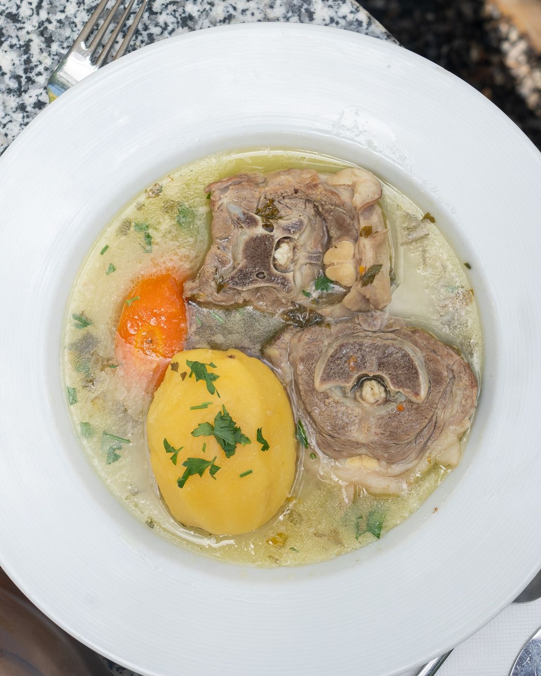 Frisches hausgemachtes Mittagessen im KENT Restaurant Wien